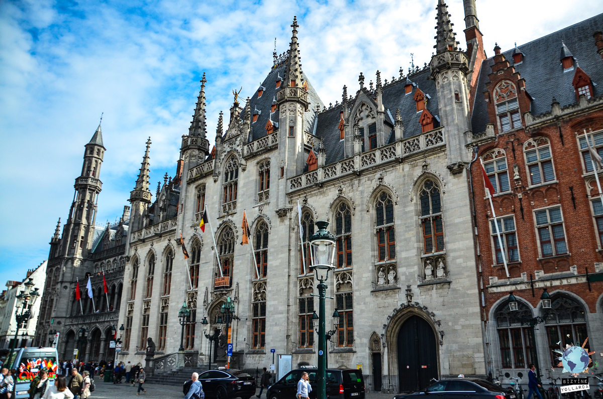 Brugge Court Building